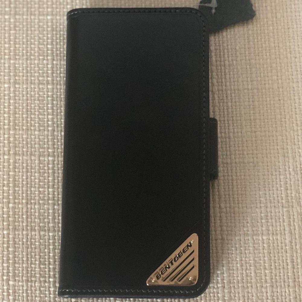 Bentoben phone case. Designed in Italy.